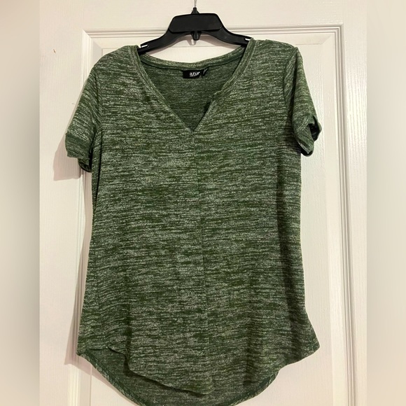 a.n.a Tops - A.n.a Green Shirt